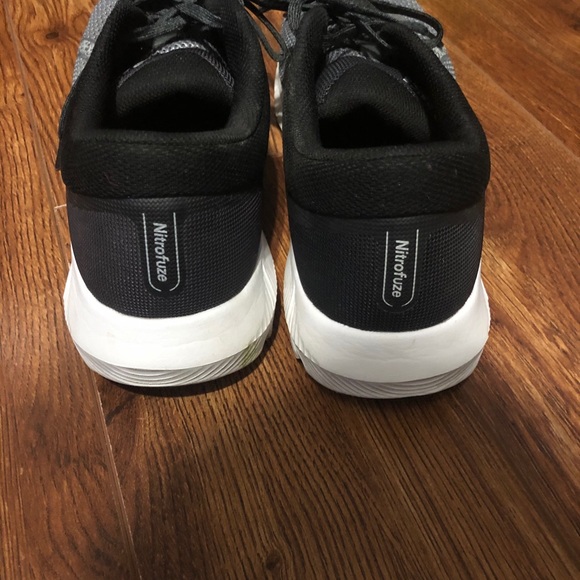 Asics NitroFuze - Picture 3 of 5